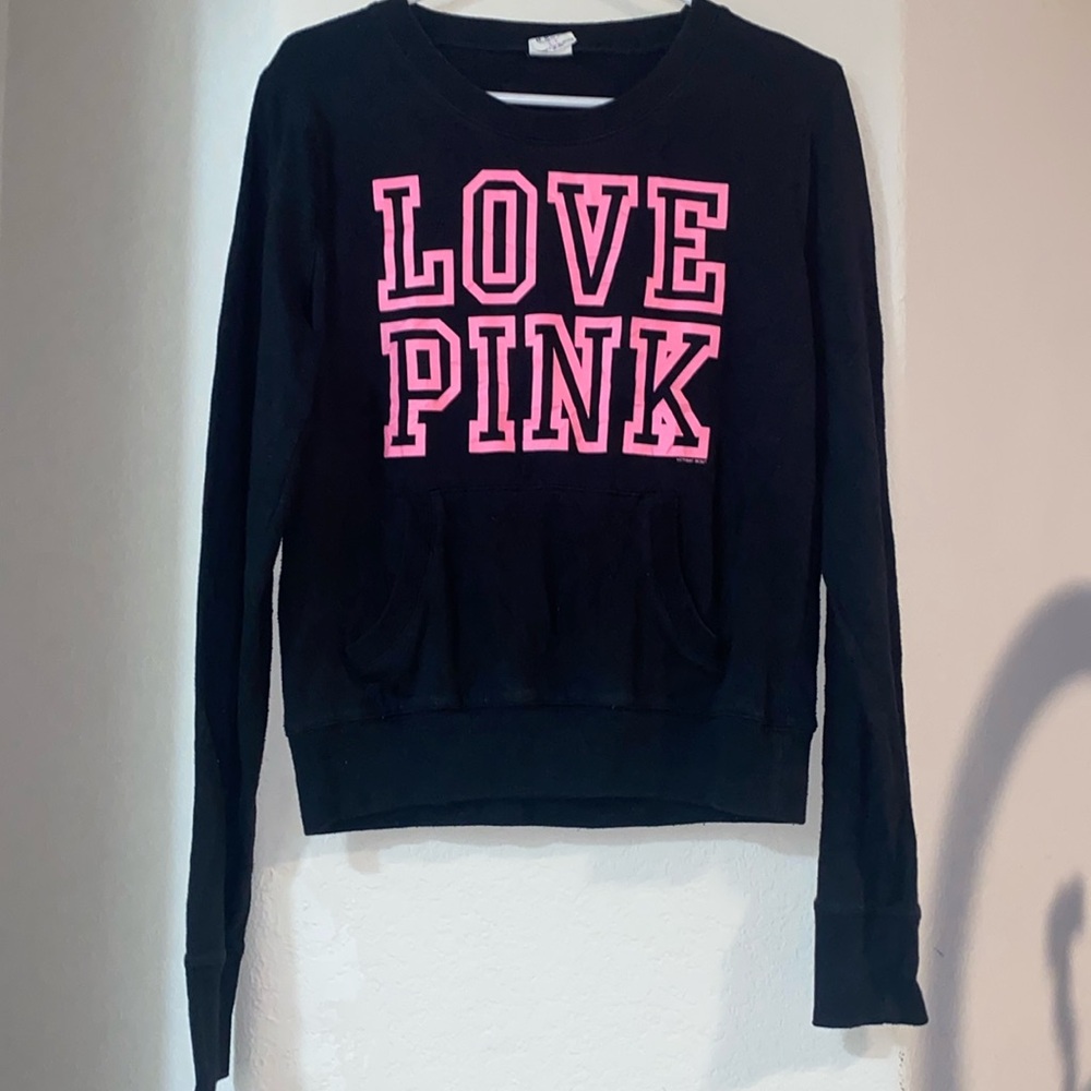 Pink vs sweatshirt size small